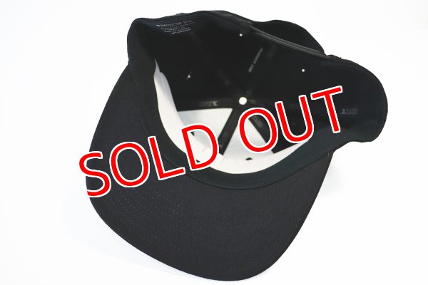 画像3: IKA STYLE  3D刺繍 フラットキャップ (3)